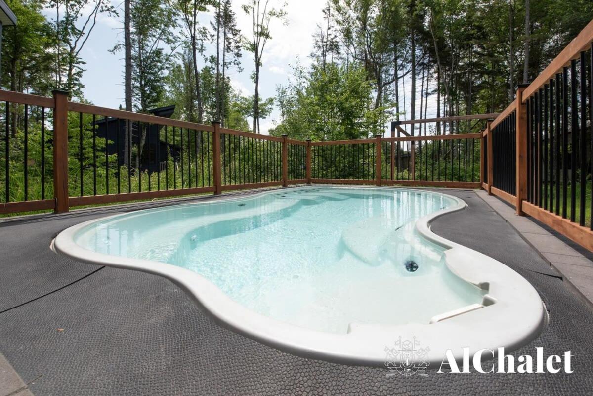 Chalet Bellevue Luxe Avec Spa Et Local A Velo Pont-Rouge المظهر الخارجي الصورة