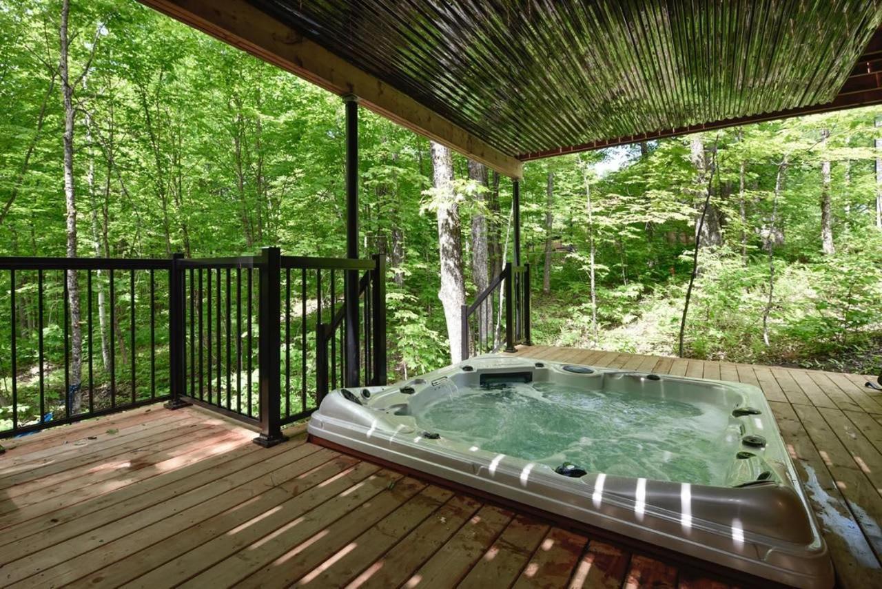 Chalet Bellevue Luxe Avec Spa Et Local A Velo Pont-Rouge المظهر الخارجي الصورة